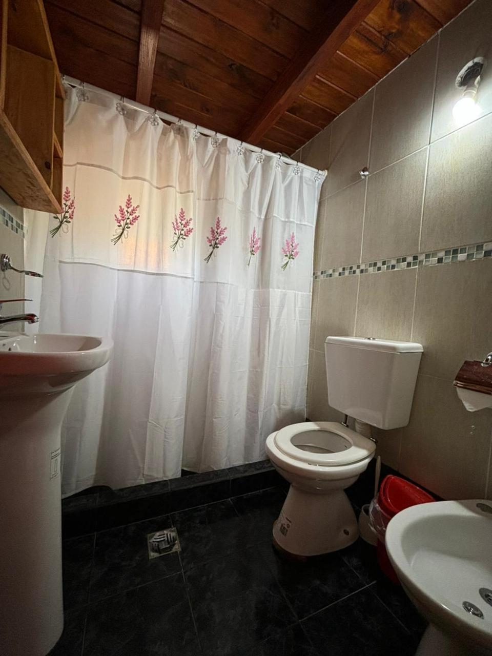 Hostel Luna Country El Chalten Εξωτερικό φωτογραφία