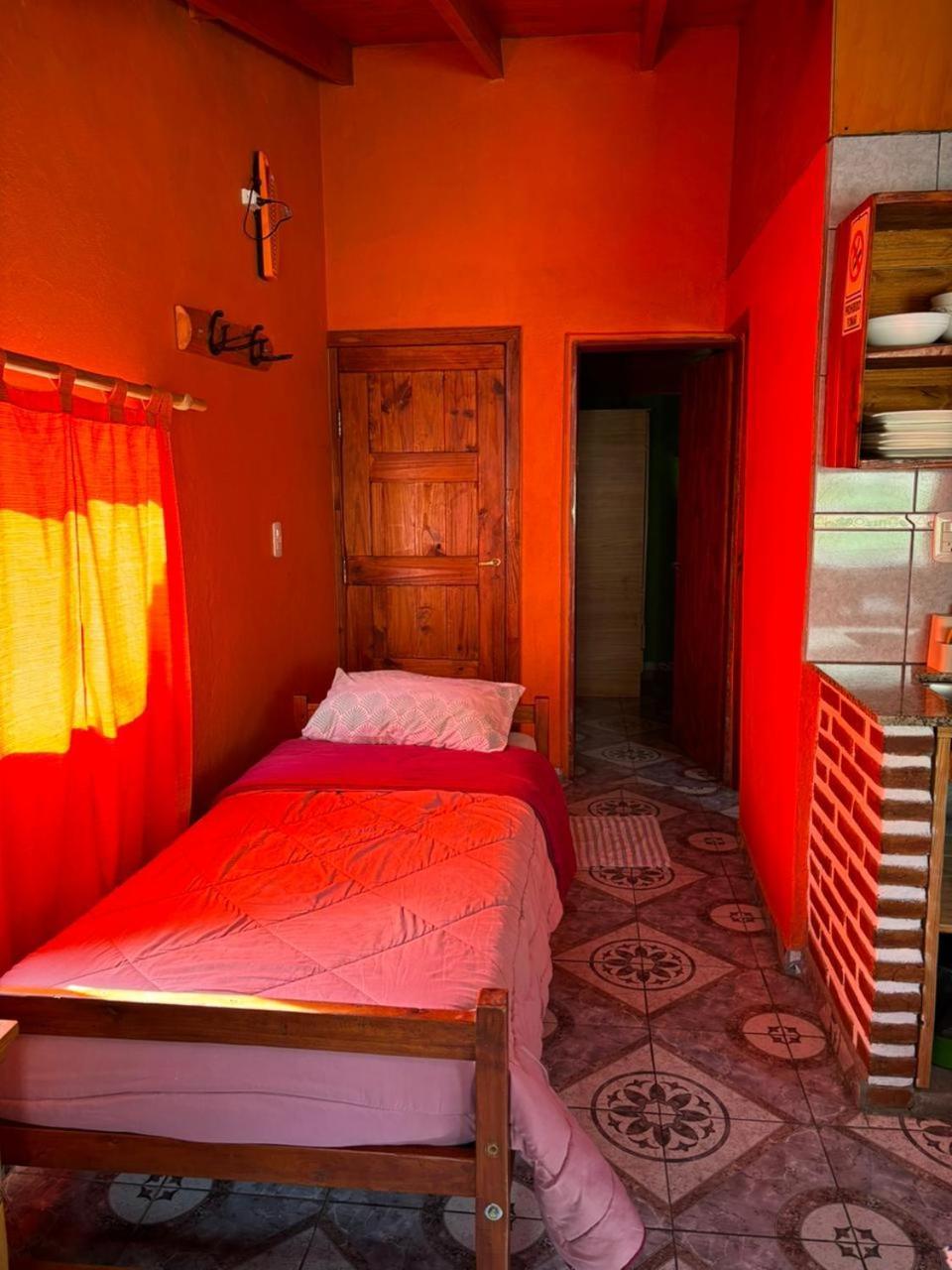 Hostel Luna Country El Chalten Εξωτερικό φωτογραφία